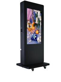 3840 X 2160 UHD IP65 Outdoor Digital Totem For Subway Airport