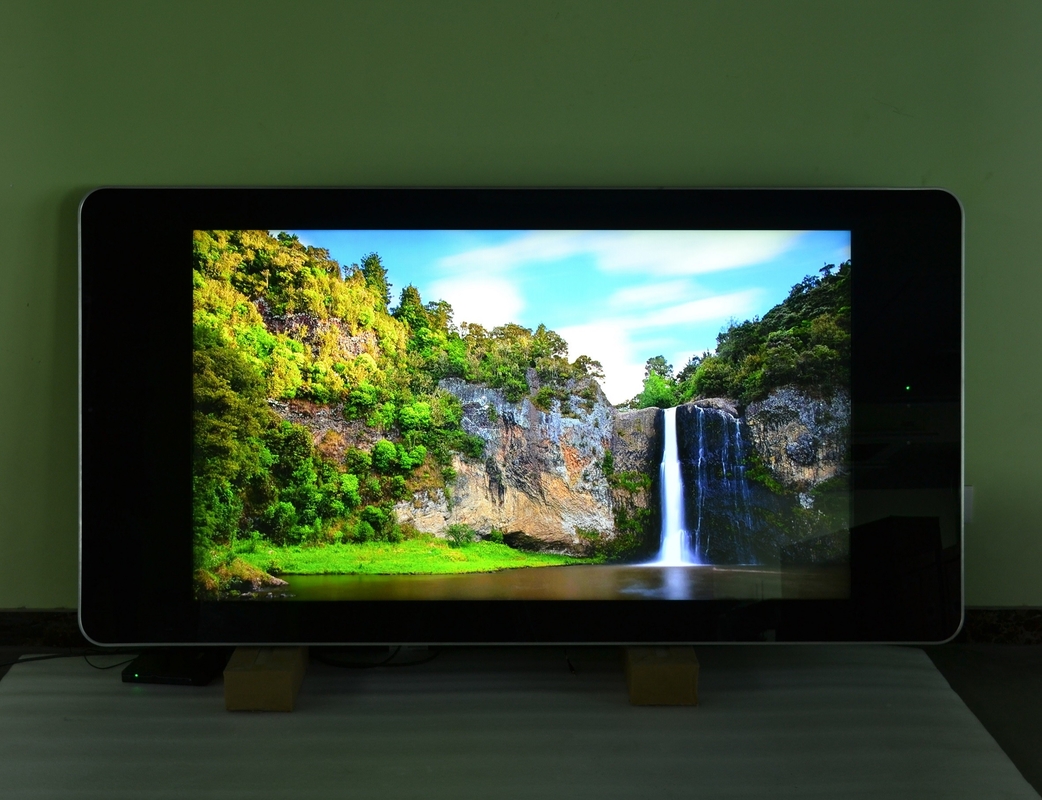 2500 nits High Brightness 65" Outdoor Digital Signage Displays, built-in Android Player